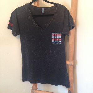 New Women's Rod & Custom top with bling, V-neck.